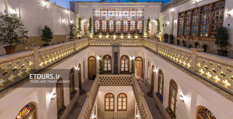 هتل قصر منشی اصفهان