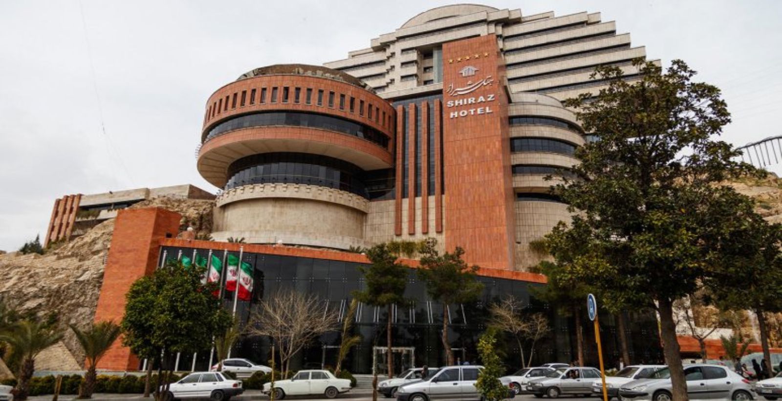 Shiraz Grand Hotel