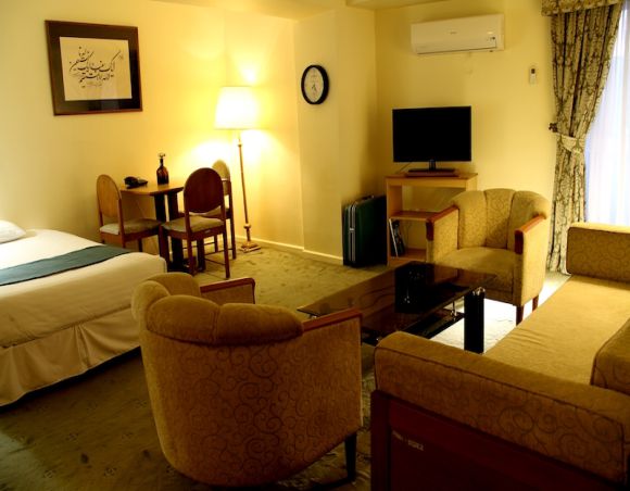 سوئیت (چهار تخته)