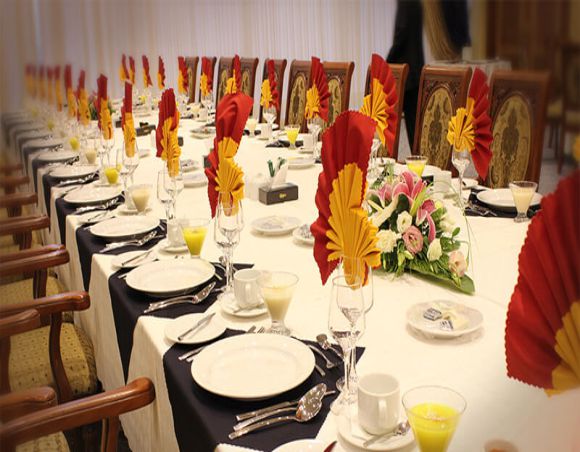 تالار آیینه