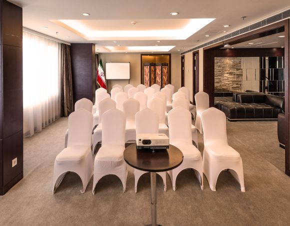 لانژ اختصاصی