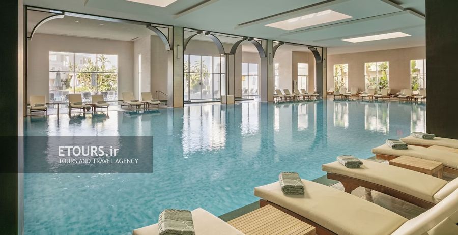 استخر سرپوشیده تایتانیک