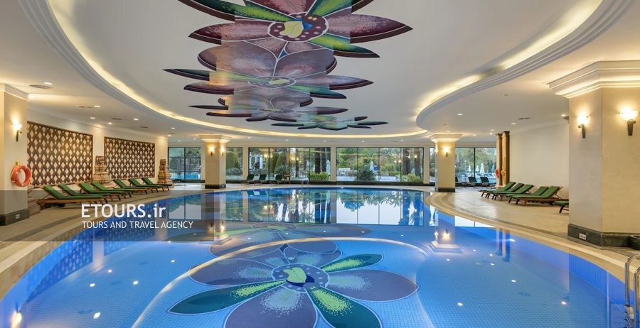 استخر سرپوشیده گرین