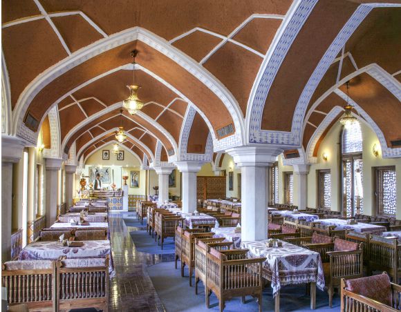 سفره خانه سنتی