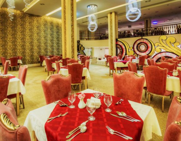 رستوران ارغوان