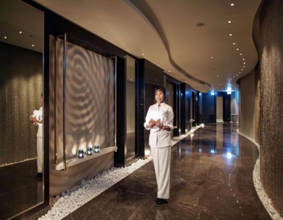 سالن اسپا هتل هیلتون